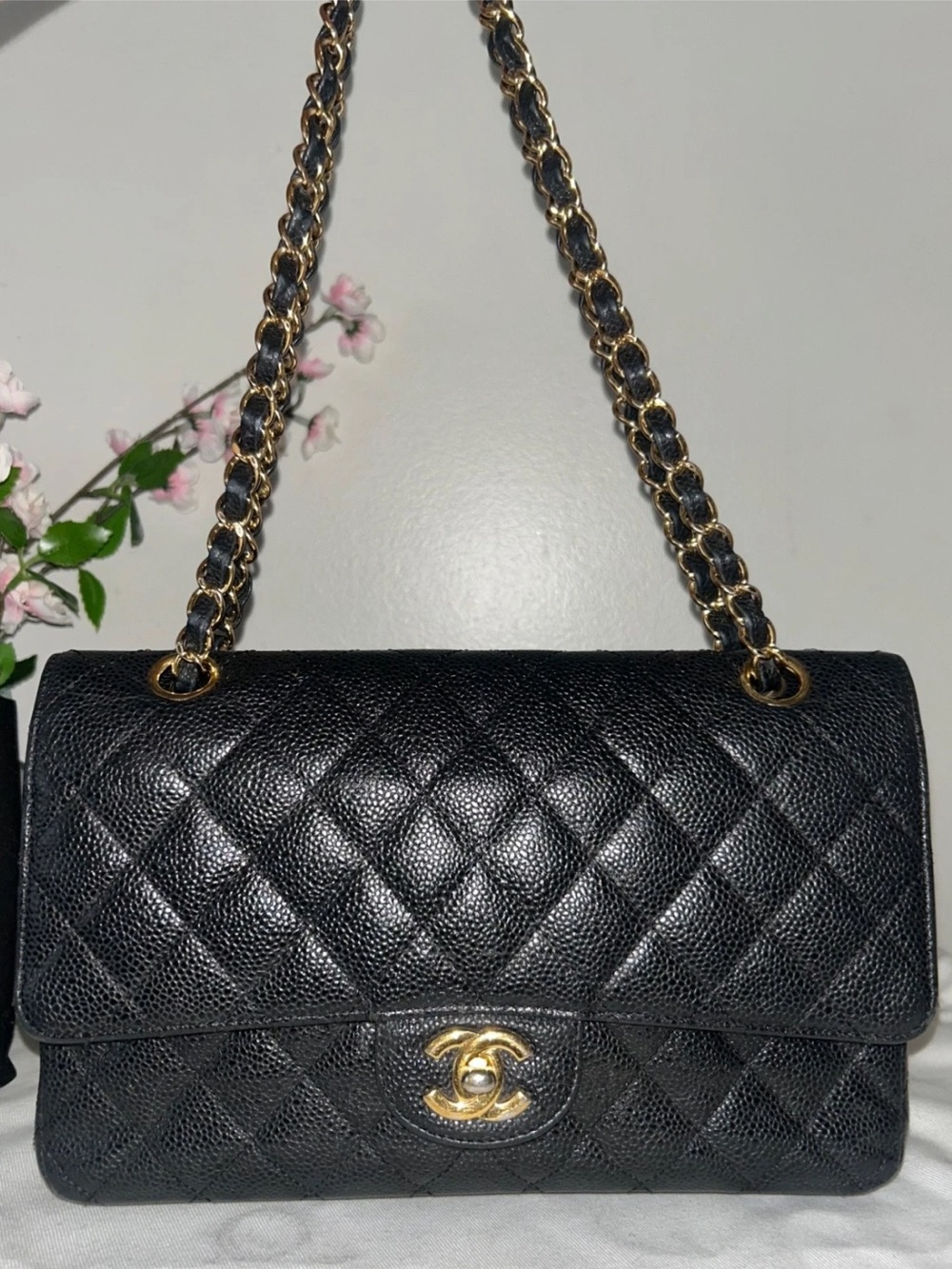 CHANEL Medium Classic Double Flap Caviar Quilted Handbag Black / Gold Hardware - Picture 5 of 16
